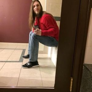 Meet your Posher, Cameron